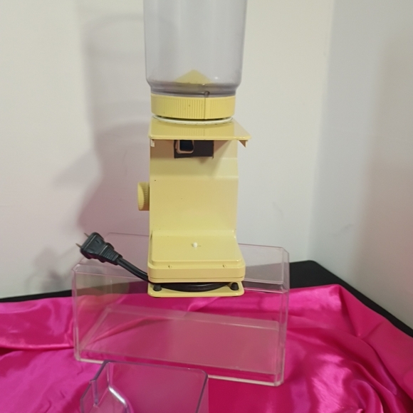 Vintage Braun 4045 Aromatic Burr Coffee Grinder Works Great Tested. - Picture 8 of 12